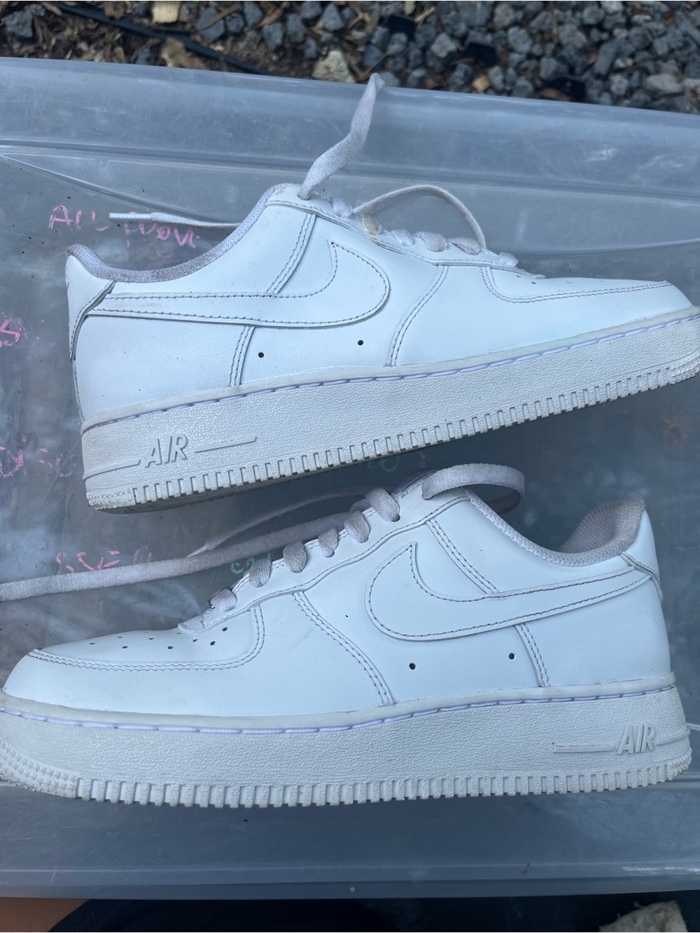 Men’s size 7  Nike Air Force 1 Low All White Colorway